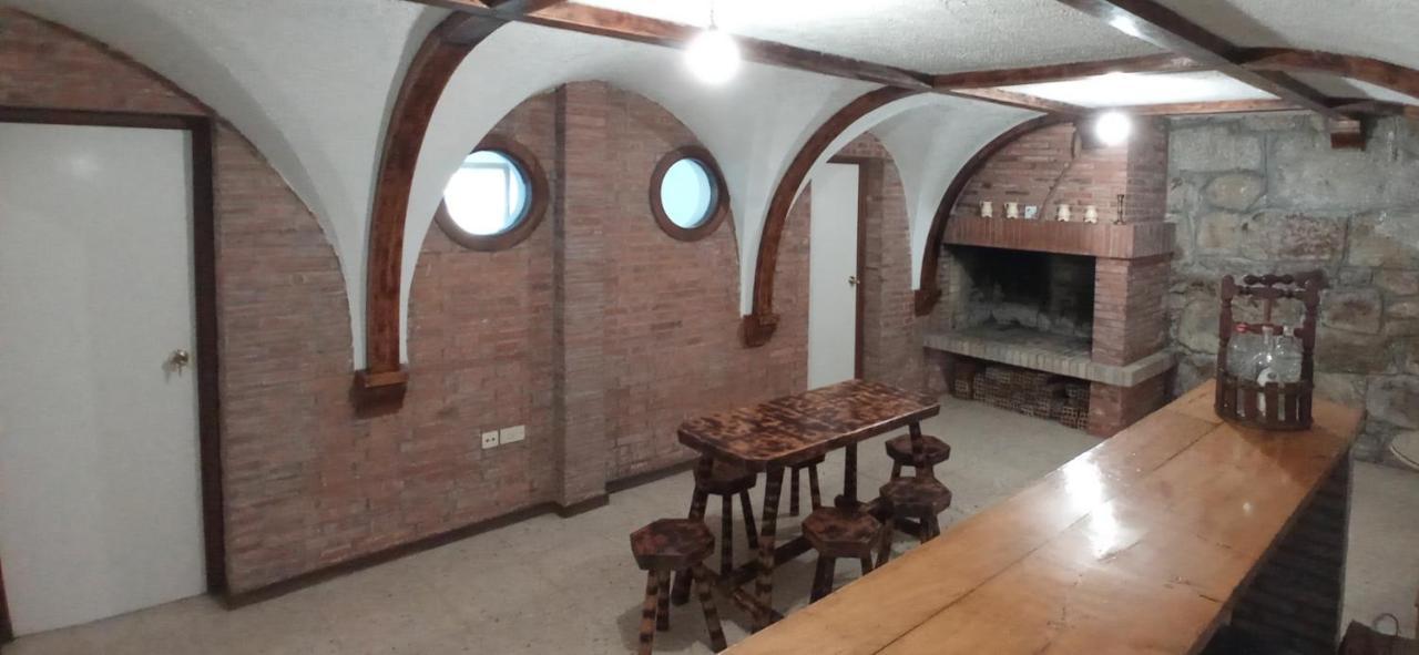 Casa Independiente Para Grandes Grupos Y Familias Valeixe Exterior foto