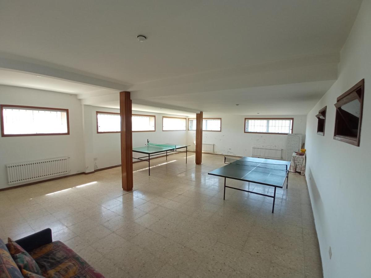 Casa Independiente Para Grandes Grupos Y Familias Valeixe Exterior foto