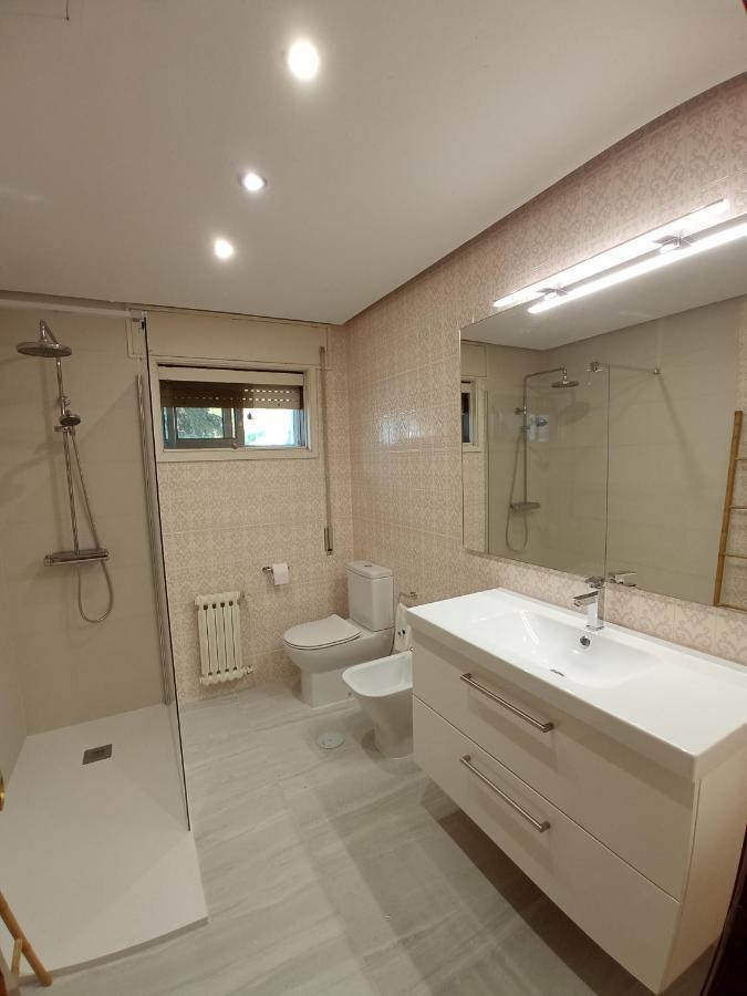 Casa Independiente Para Grandes Grupos Y Familias Valeixe Exterior foto